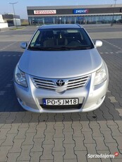 SPRZEDAM SAMOCHÓD TOYOTA AVENSIS