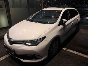 Toyota Auris 2016 1.6 Valvematic 182613km Kombi