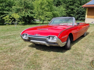 Ford Thunderbird