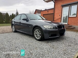 BMW 3 Seria 320i