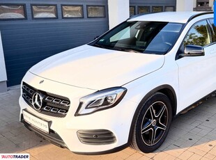 Mercedes GLA 1.6 benzyna 121 KM 2018r. (jaworzno)