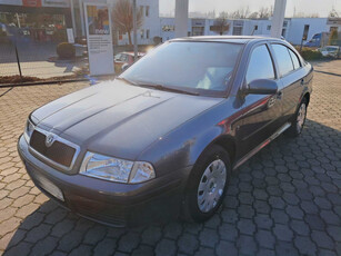 Skoda Octavia 2010 1.6 102823km Classic