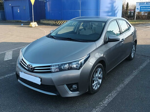 Toyota Corolla 2015 1.6 Valvematic 105244km ABS |