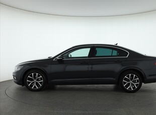 Volkswagen Passat 2020 2.0 TDI 168353km ABS