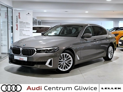 BMW SERIA 5 VII (F90) 520 184KM Niski przebieg LED AndroidAuto/ Apple Carplay Indukcja Kam