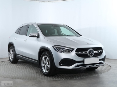 Mercedes-Benz Klasa GLA , Serwis ASO, Automat, Skóra, Navi, Klimatronic, Tempomat,