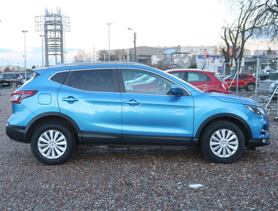 Nissan Qashqai 2018 1.2 DIG