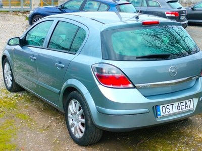 Opel Astra H Niezawodna Astra 1,7 diesel Jeszcze posłuży