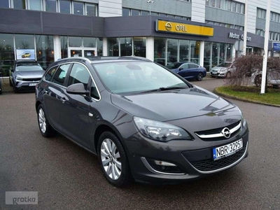 Opel Astra J