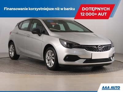 Opel Astra K Hatchback Facelifting 1.2 Turbo 145KM 2021