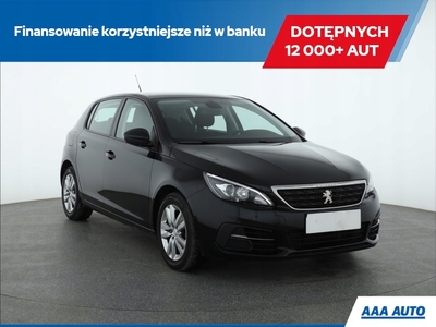 Peugeot 308 II Hatchback Facelifting 1.2 PureTech 130KM 2018