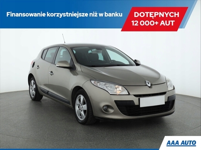 Renault Megane III Hatchback 1.6 16v 110KM 2010