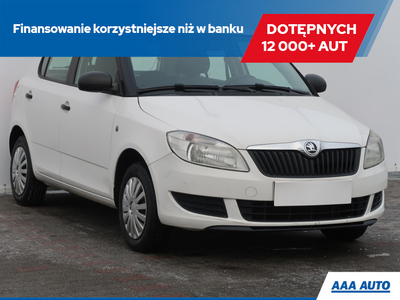 Skoda Fabia II Hatchback Facelifting 1.2 HTP 70KM 2014