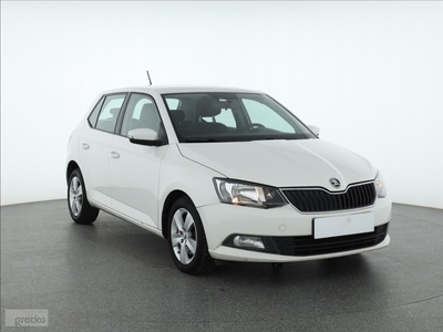 Skoda Fabia III , Salon Polska, Klima, Parktronic