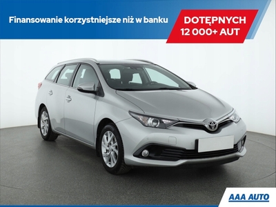 Toyota Auris II Touring Sports Facelifting 1.6 Valvematic 132KM 2017