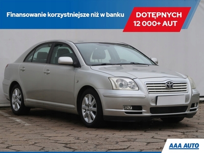 Toyota Avensis II Hatchback 2.0 VVT-i 147KM 2003