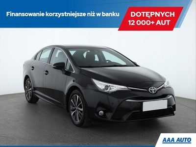 Toyota Avensis III Sedan Facelifting 2015 2.0 D-4D 143KM 2015