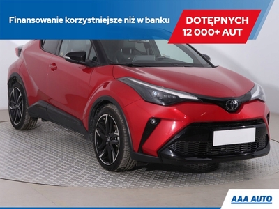 Toyota C-HR I Crossover Facelifting 2.0 Hybrid Dynamic Force 184KM 2022