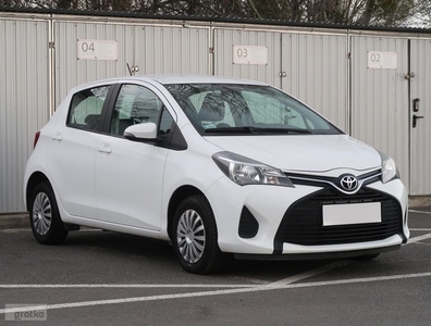 Toyota Yaris III , Salon Polska, Serwis ASO, Klima