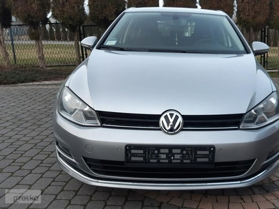 Volkswagen Golf VII