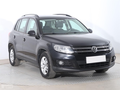 Volkswagen Tiguan , Salon Polska, Navi, Klimatronic, Parktronic