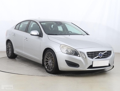 Volvo S60 II , Skóra, Navi, Klimatronic, Tempomat, Parktronic