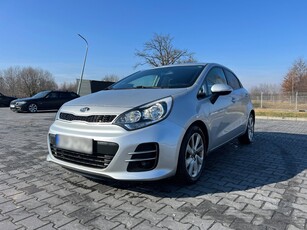 Kia Rio III 1.2 benzyna, lekko uszkodzony