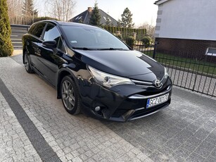 Toyota Avensis IV 2.0 D-4D 143KM LED Xenon Navi Kamera Alu Trmpomat Klimatronik