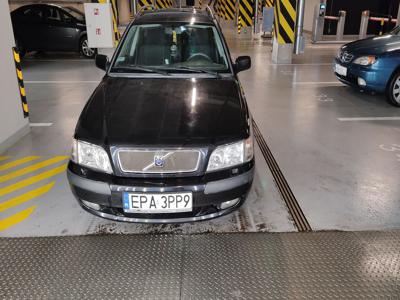 Sprzedam swój prywatny Volvo V40 1.9