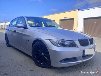 BMW e90 318i