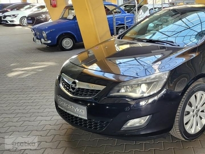 Opel Astra J ZOBACZ OPIS !! W podanej cenie roczna gwarancja