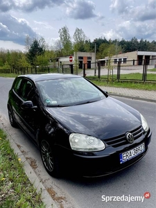 Sprzedam Volkswagen Golf V 2004r