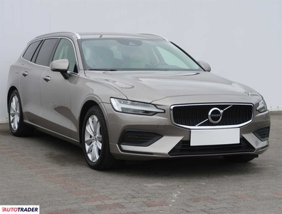 Volvo V60 2.0 147 KM 2018r. (Piaseczno)