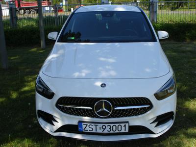 Mercedes B 150