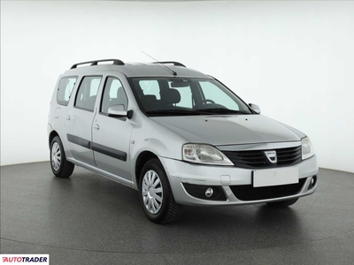 Dacia Logan 1.6 83 KM 2012r. (Piaseczno)