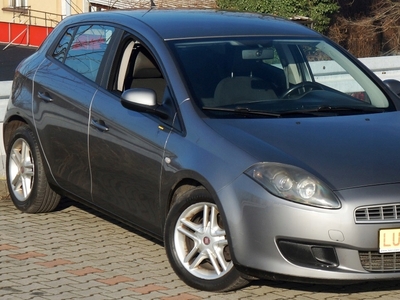 Fiat Bravo II Hatchback 5d 1.4 T-JET 16V 120KM 2011