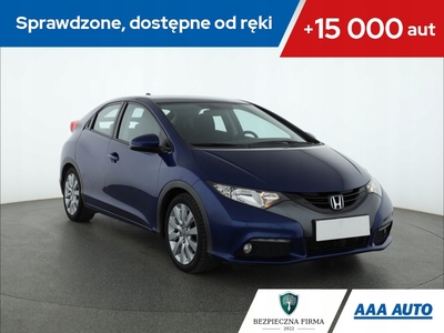 Honda Civic IX Hatchback 5d 1.8 i-VTEC 142KM 2012