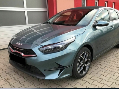 Kia Ceed III Hatchback Facelifting 1.5 T-GDI 140KM 2024