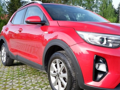 Kia Stonic Crossover 1.4 DOHC 100KM 2018