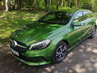 Mercedes Klasa A W176 Hatchback 5d Facelifting 180 122KM 2017