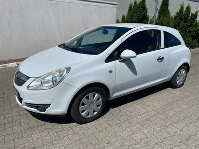 Opel Corsa D Hatchback 1.3 CDTI ecoFLEX 75KM 2009