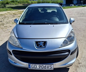 Peugeot 207 1,4 benzyna 106 tys. przebiegu klimatyzacja polski salon