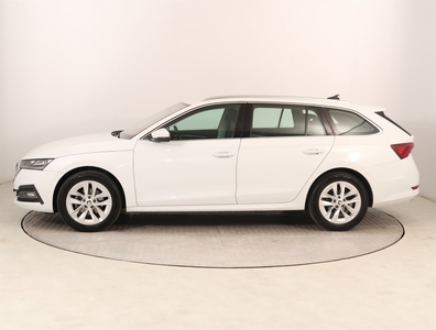 Skoda Octavia 2022 1.5 TSI e