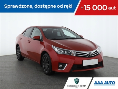 Toyota Corolla XI Sedan 1.6 Valvematic 132KM 2015