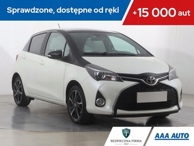 Toyota Yaris III Hatchback 5d Facelifting 1.33 Dual VVT-i 99KM 2016