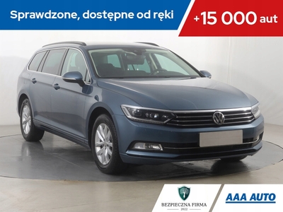 Volkswagen Passat B8 Variant 1.8 TSI BlueMotion Technology 180KM 2017