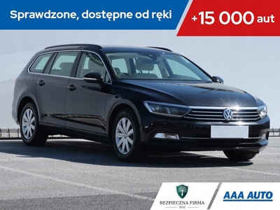 Volkswagen Passat B8 Variant 2.0 TDI BlueMotion SCR 150KM 2018