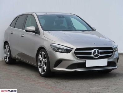 Mercedes B-klasa 1.5 113 KM 2019r. (Piaseczno)