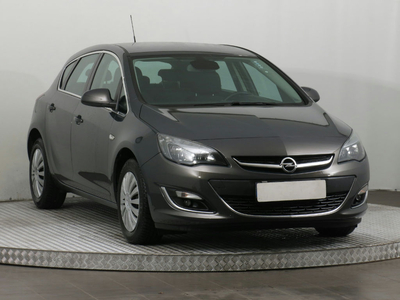 Opel Astra 2014 1.7 CDTI 271662km Hatchback