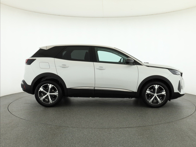 Peugeot 3008 2023 1.5 BlueHDi 20244km SUV